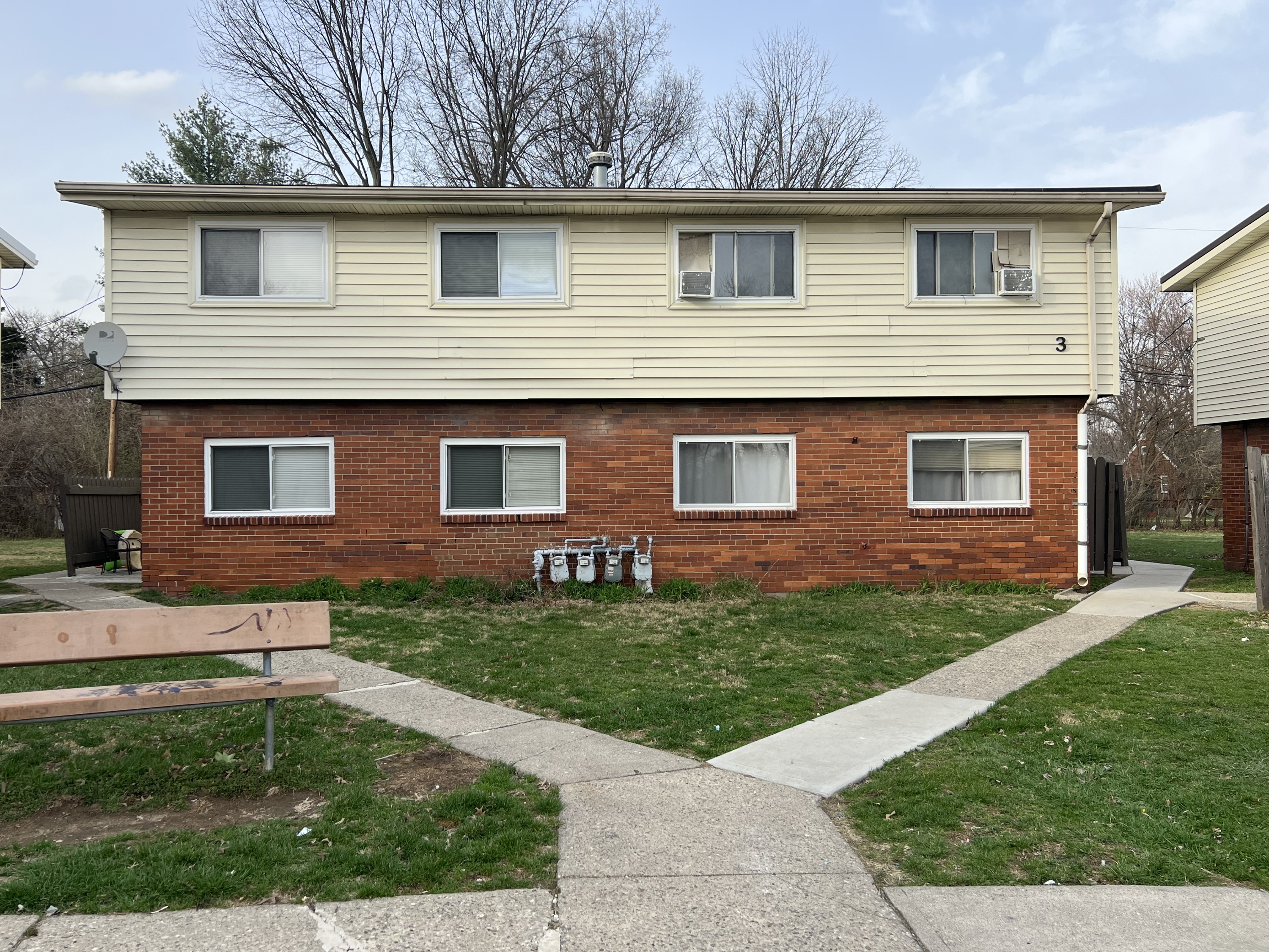 Property main image