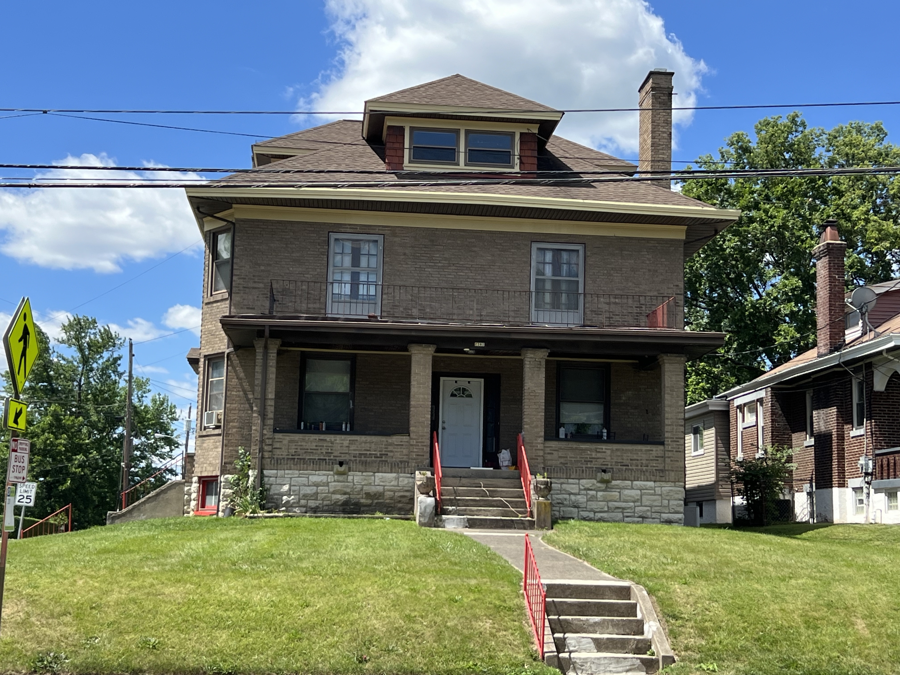 Property main image