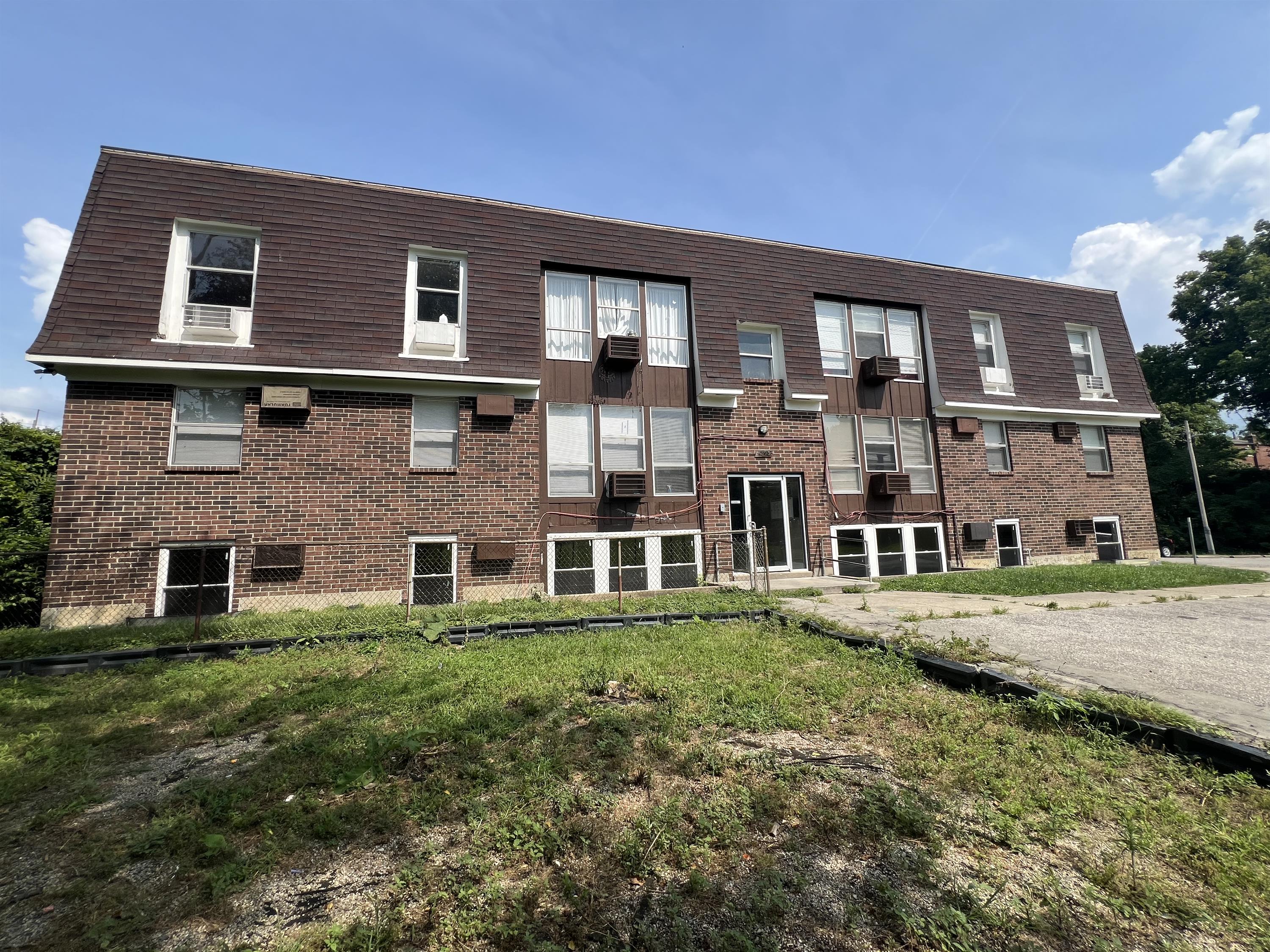 Property thumbnail image
