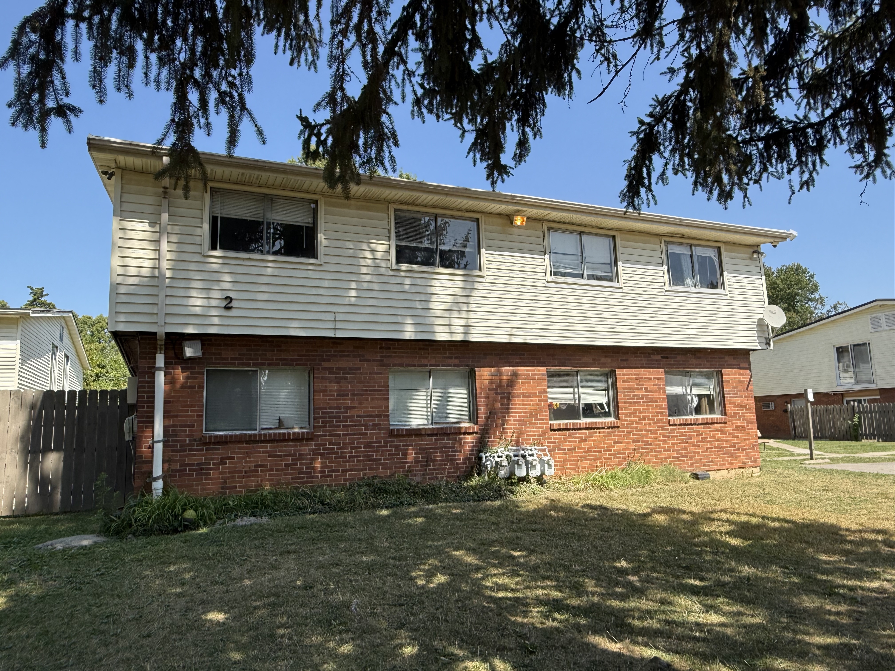 Property main image